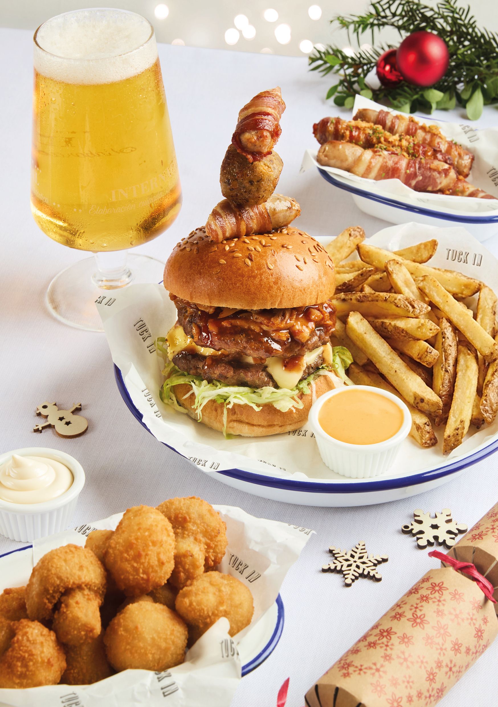 Festive Lunch & Dinner at The Mast & Rigging in Chatham
